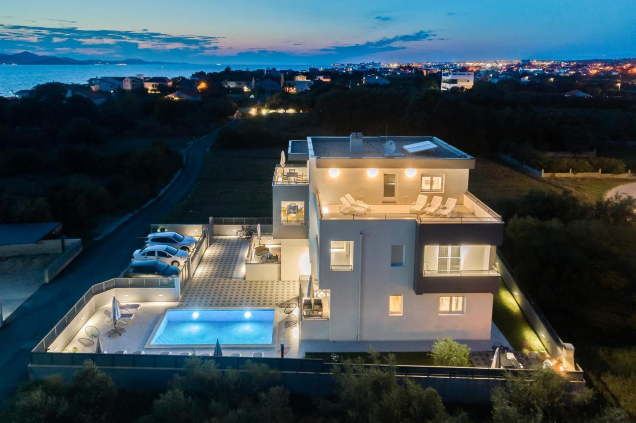 Apartments Evita Бибинє Екстер'єр фото