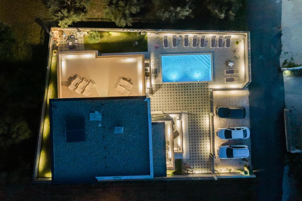 Apartments Evita Бибинє Екстер'єр фото