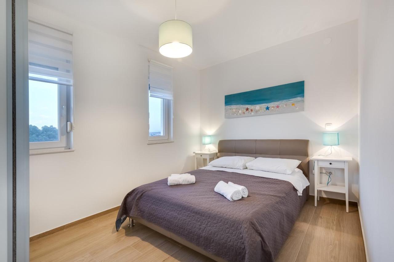 Apartments Evita Бибинє Екстер'єр фото