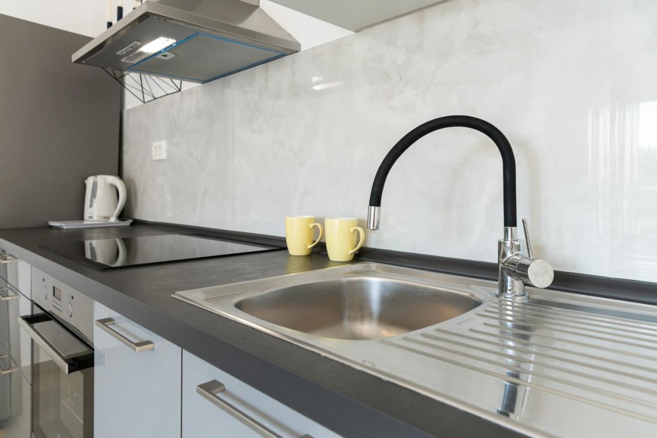 Apartments Evita Бибинє Екстер'єр фото